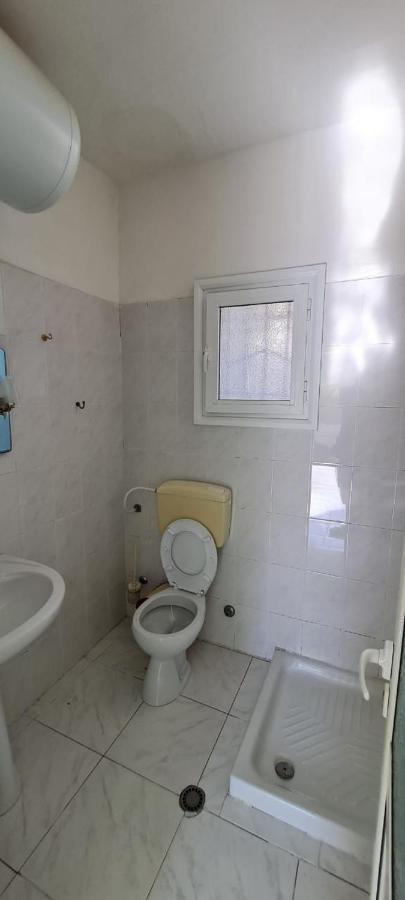 Thano Apartments Vlorë Exteriör bild