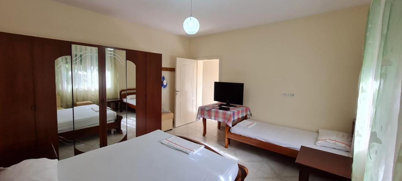 Thano Apartments Vlorë Exteriör bild