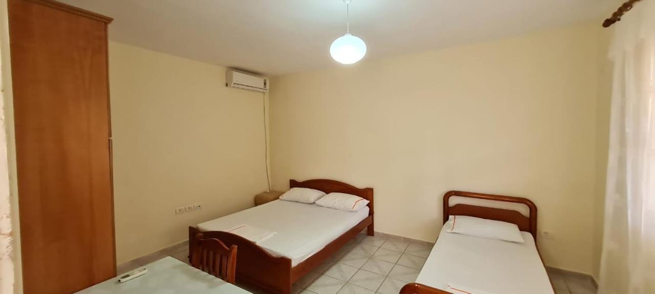 Thano Apartments Vlorë Exteriör bild